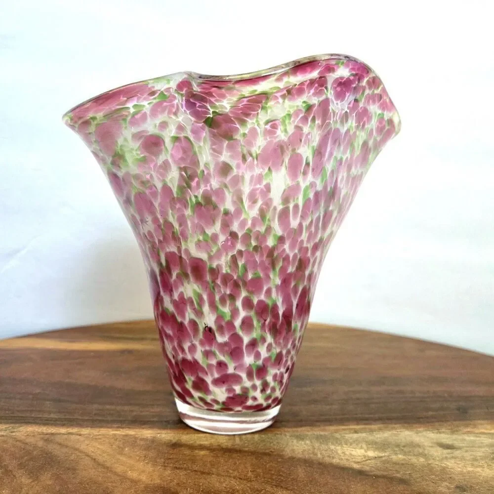 MCM burton + BURTON Artglass Vase Ruffle Edge Pink/Green Confetti Approx 6.5